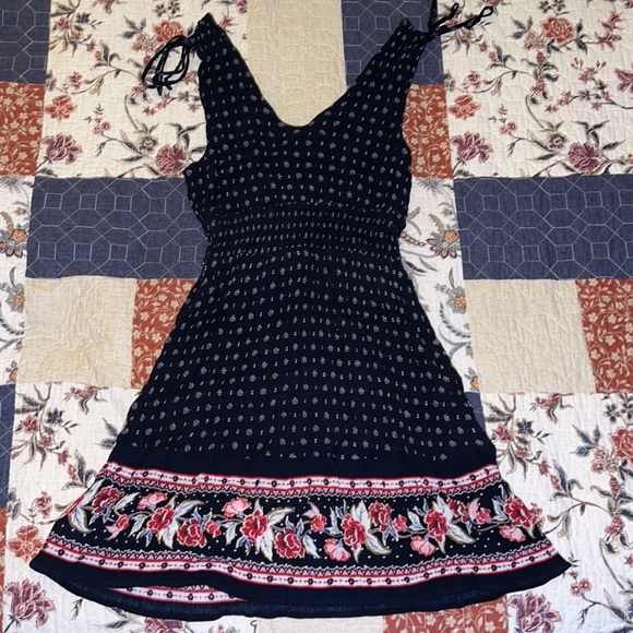 Aeropostale Navy/Floral/Smocked Mini Dress - Picture 2 of 10
